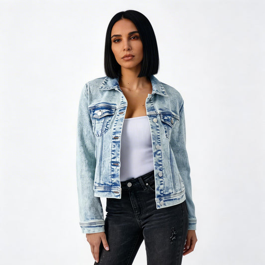 Chaqueta de denim para mujer Rebel | Acabado lavado ácido, frente con botones plateados