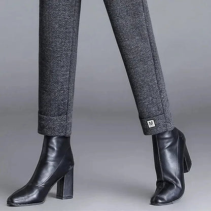 Alba Women's Trousers - close-up detail