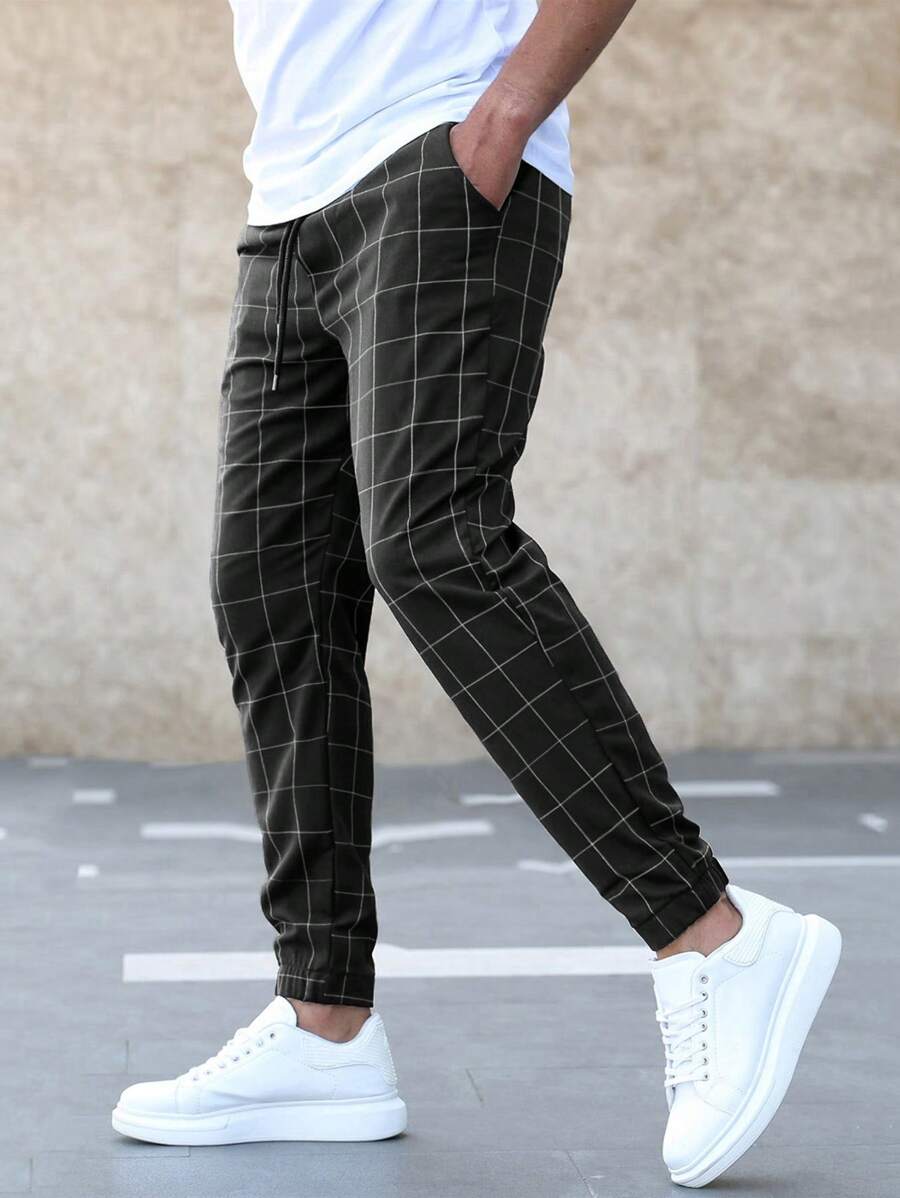 Ezra Men's Plaid Fit Pant - fabric and finish detail