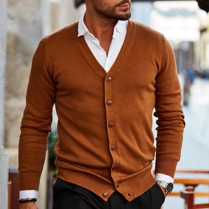 Bruno Men's Cardigan - fabric and finish detail