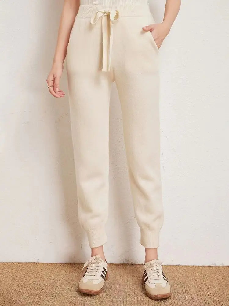 Ulla Women's Joggers - fabric and finish detail