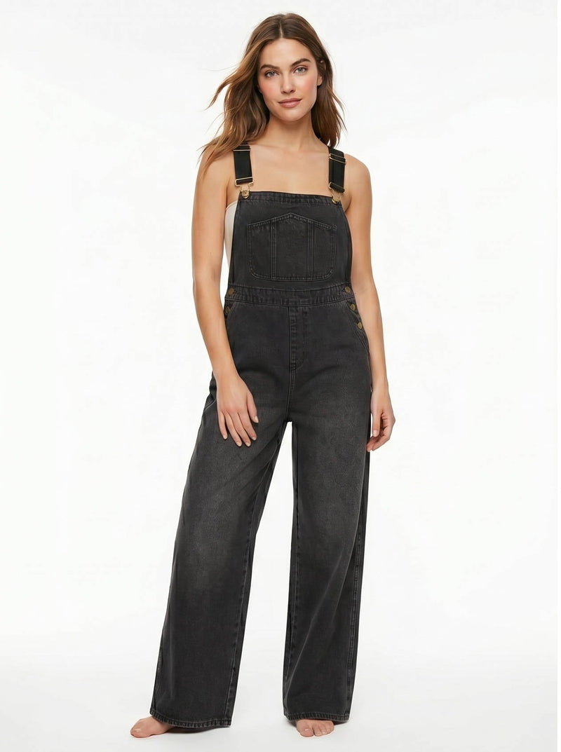 Astrid Women's Wide Leg Jumpsuit - close-up detail