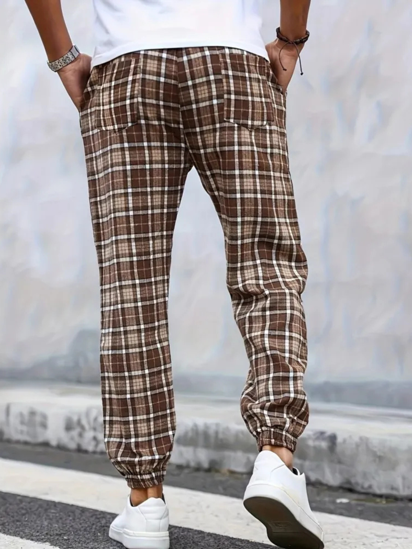 Wren Women's Plaid Joggers - close-up detail