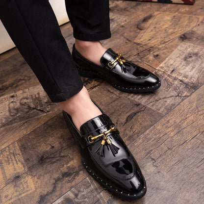 Gideon Men's Loafers - fabric and finish detail