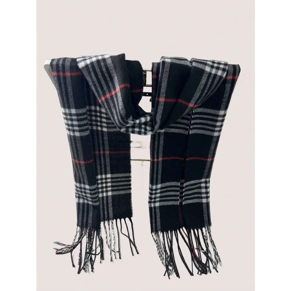 Juno Women's Plaid Scarf - fabric and finish detail