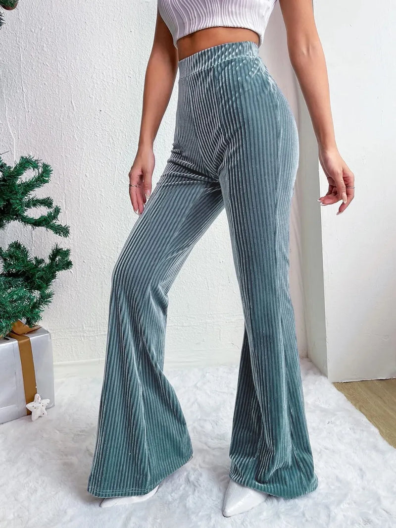 Talia Women's Flared Pant - close-up detail