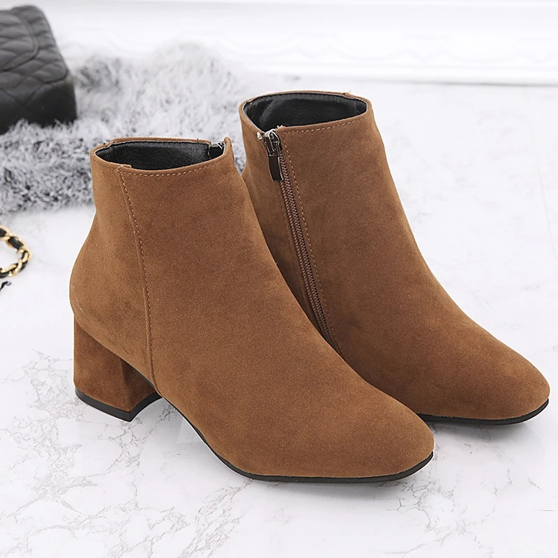 Ulla Women's Block Heel Ankle Boots - close-up detail