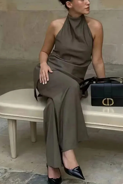 Clara Women's Wide Leg Trousers - close-up detail