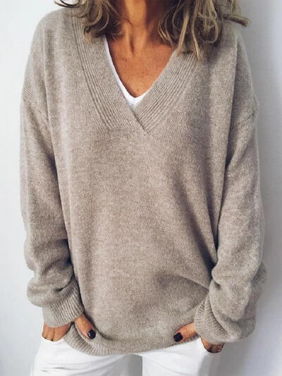 Ivy Women's Sweater | V-neck