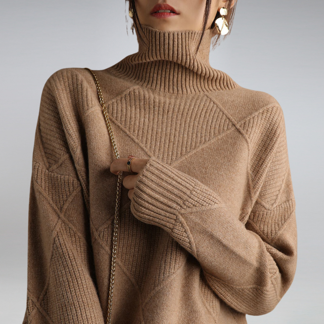 Wilda Women's Sweater - fabric and finish detail