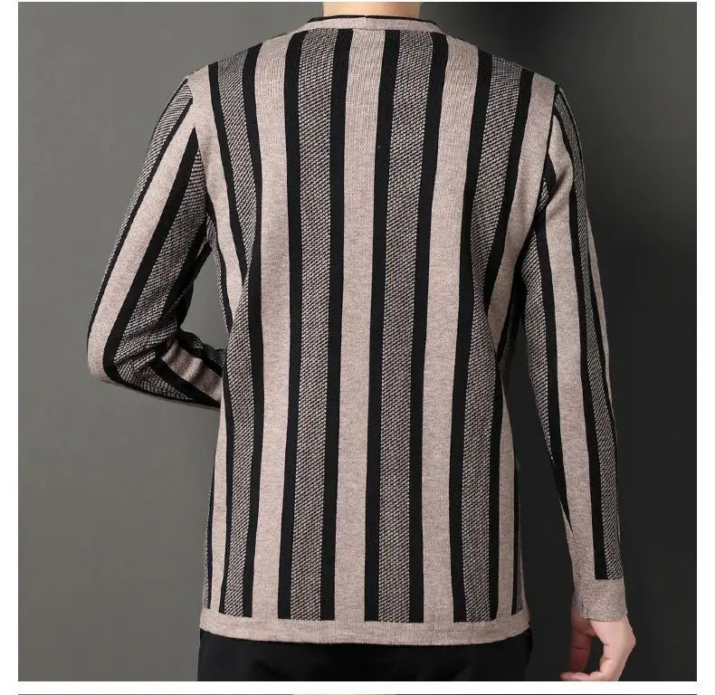 Mira Women's Cardigan - fabric and finish detail