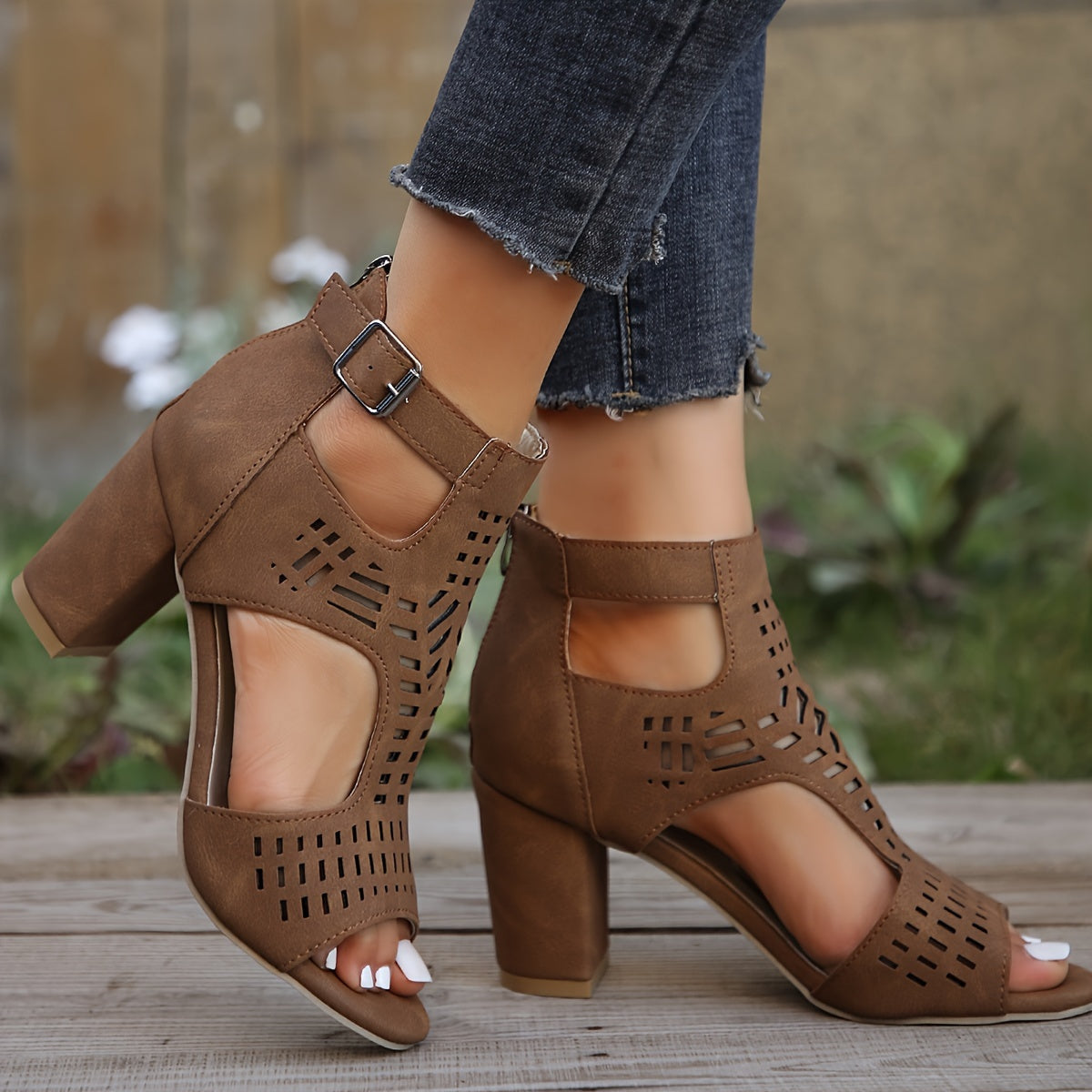 Genevieve Women's Block Heel Ankle Boots - close-up detail