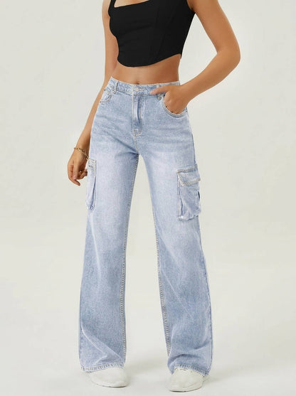 Vienna Women's Wide Leg Cargo Pants - close-up detail