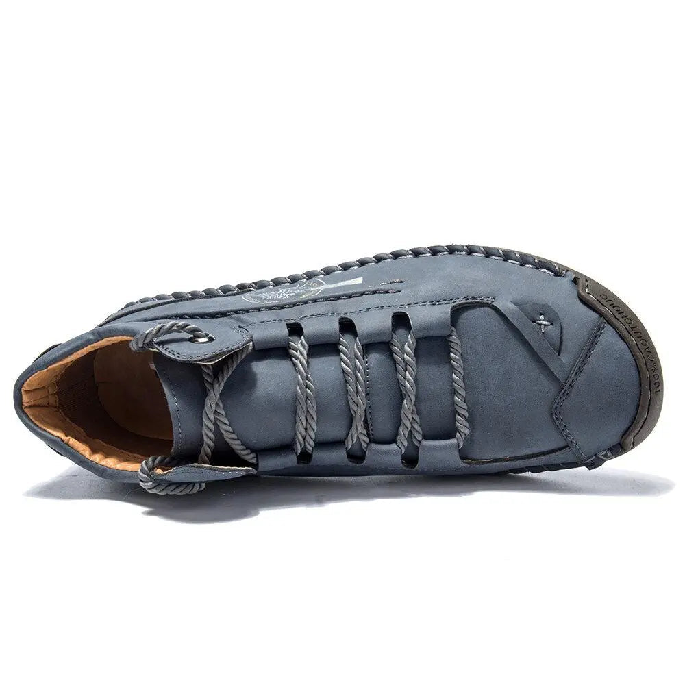 Kester Men's Ankle Boots - shown in use