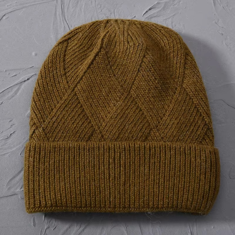 Clara Women's Hat - close-up detail