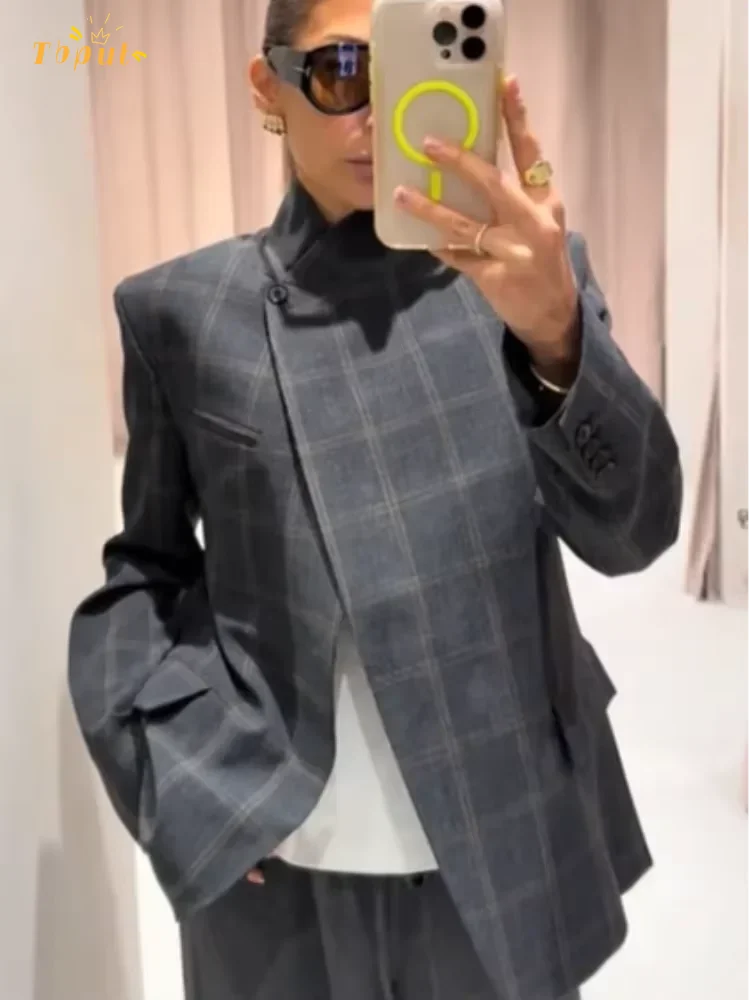 Ivy Women's Oversized Blazer | Irregular Hem, Chic Plaid