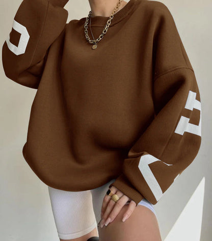 Perla Women's Oversized Sweatshirt - close-up detail