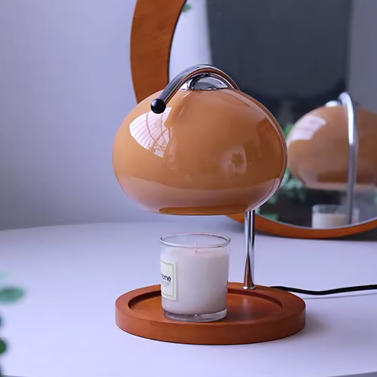 Lunara | Elegant Dimmable Metal and Glass Candle Warmer Lamp 6