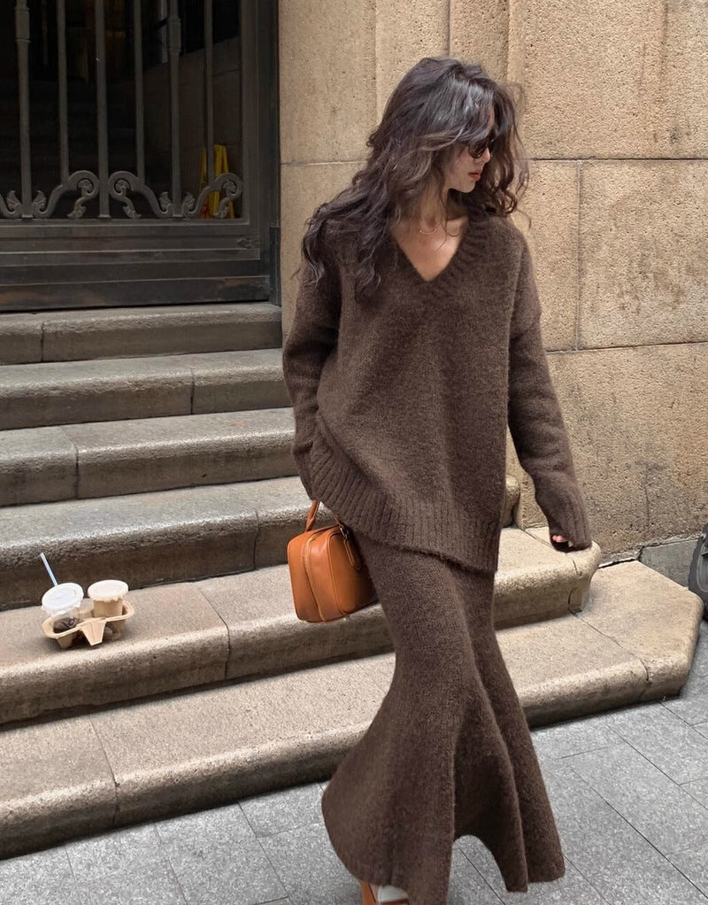 Ivy Women's Sweater | Knit, V-neck, Midi