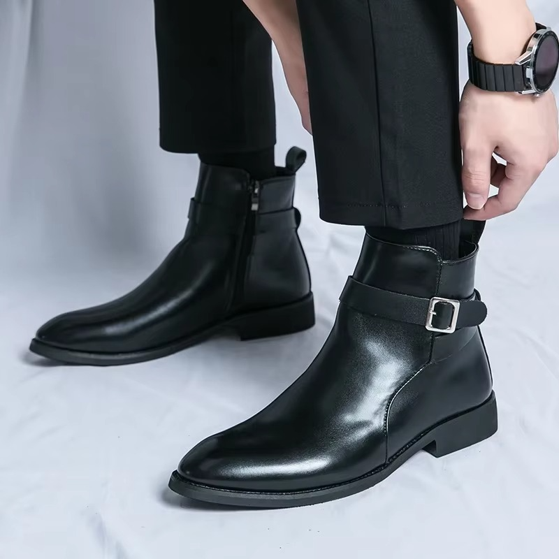 Ellis Men's Chelsea Boots - fabric and finish detail