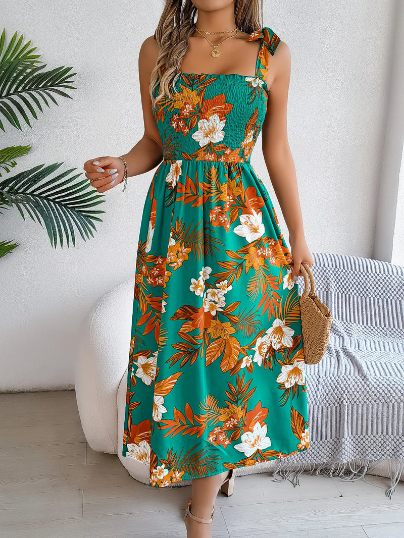 Rosa Women's Floral Floral Sundress - shown in use