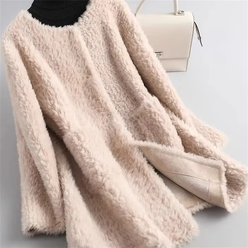 Selma Women's Cardigan - fabric and finish detail
