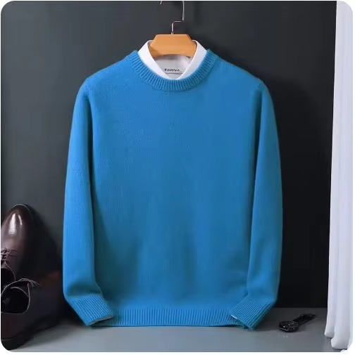Casper Men's Sweater - fabric and finish detail