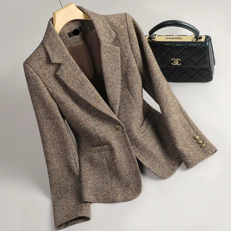 Verity Women's Blazer | Retro, Wool