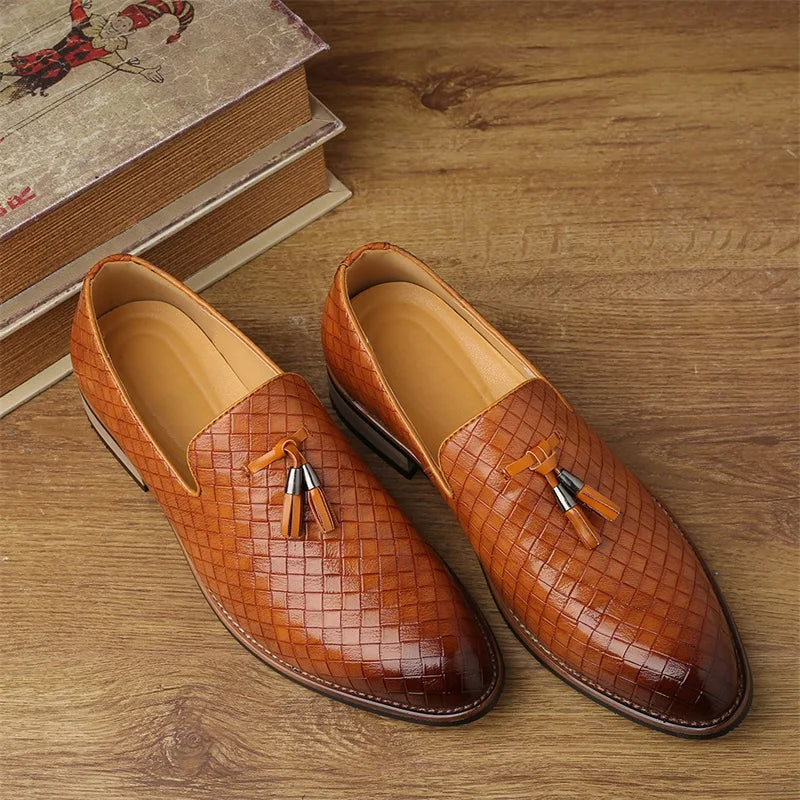 Lachlan Men's Loafers - fabric and finish detail