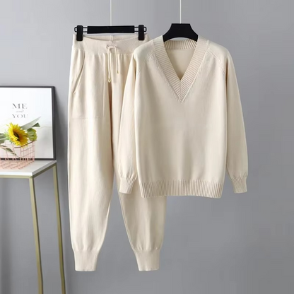 Elise Women's Two-piece Set - fabric and finish detail