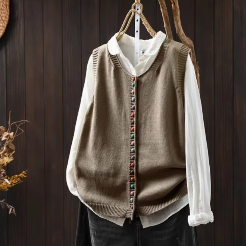 Juno Women's Sweater - close-up detail