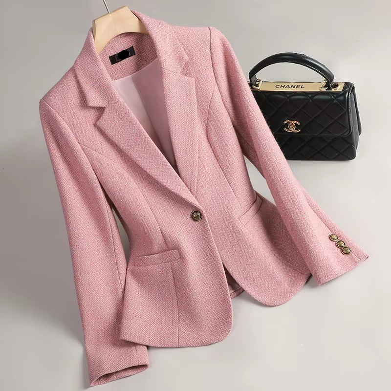 Verity Women's Blazer - fabric and finish detail