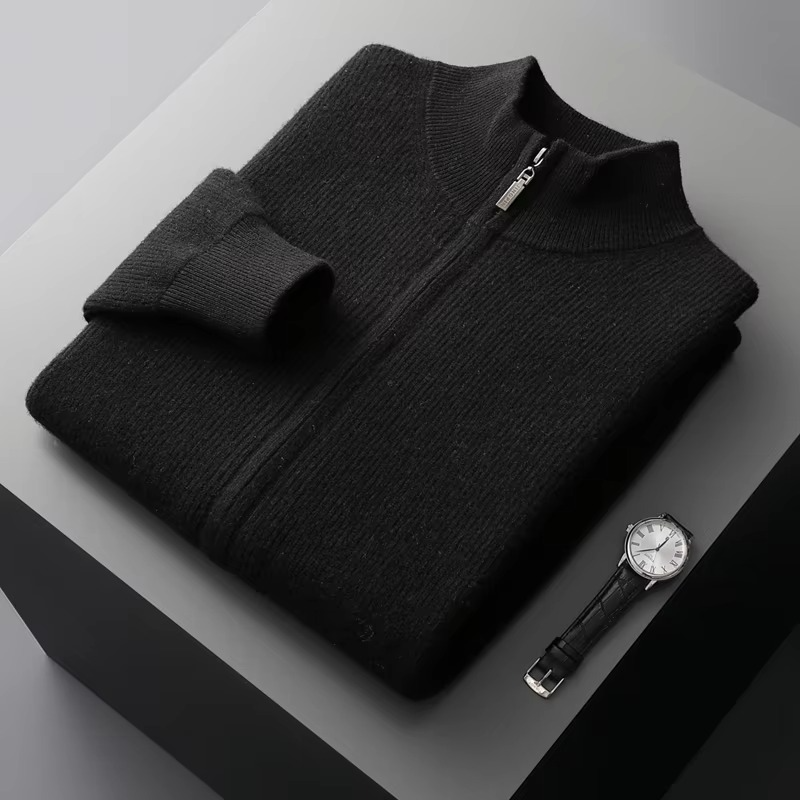 Lachlan Men's Cardigan - fabric and finish detail