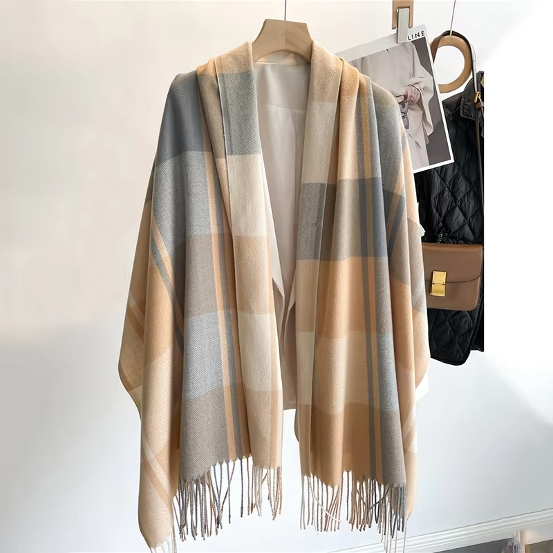 Tallulah Women's Plaid Scarf - close-up detail
