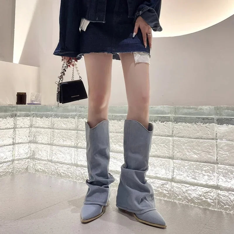 Maren Women's Boots - fabric and finish detail