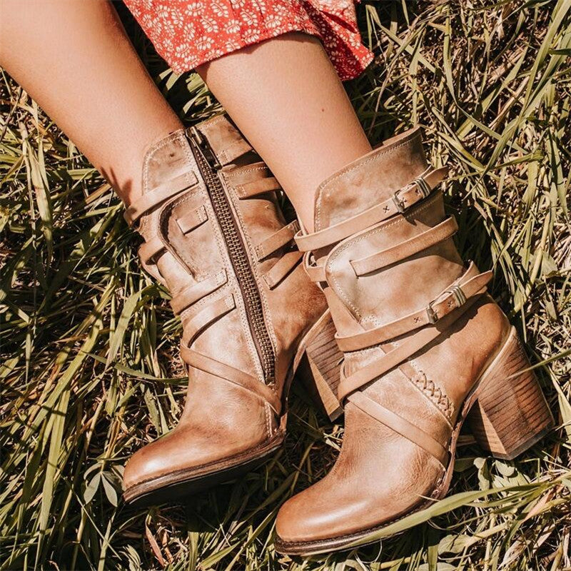 Juliette Women's Boots - fabric and finish detail