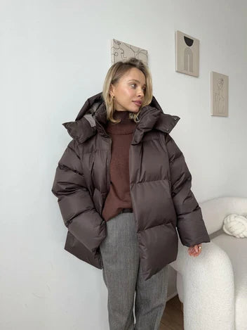 Vienna Women's Oversized Puffer Jacket - fabric and finish detail
