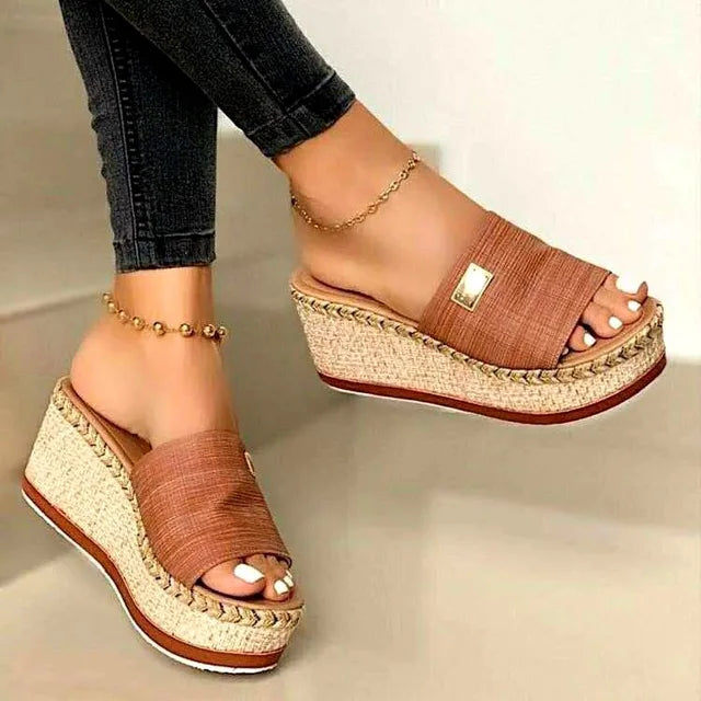 Rosa Women's Sandals - fabric and finish detail