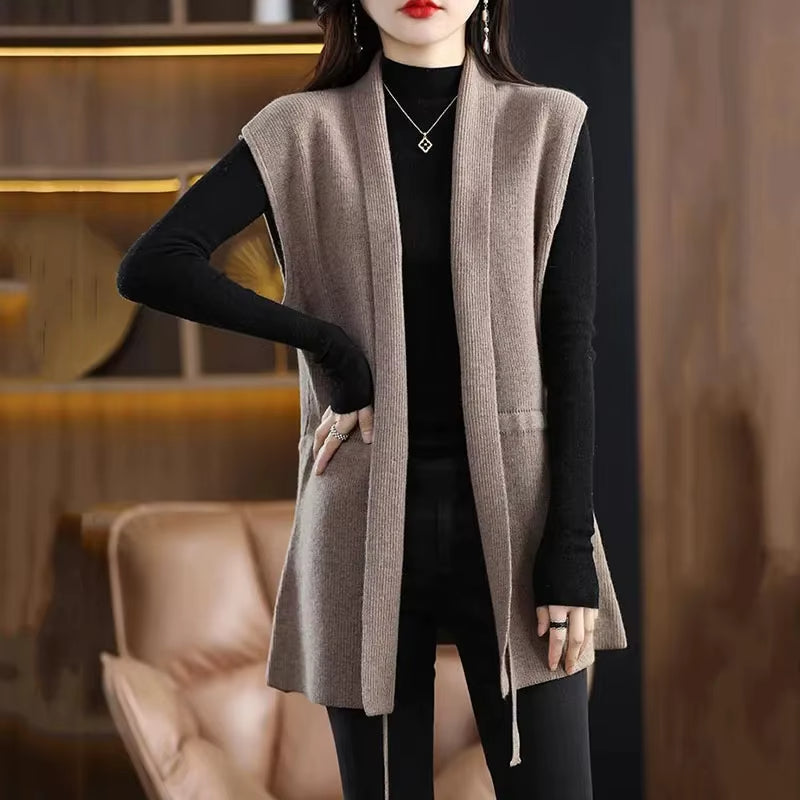 Ava Women's Vest - fabric and finish detail