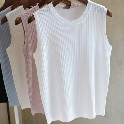 Sophie Women's Vest - close-up detail