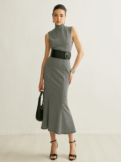 Ottilie Women's Plaid Dress - fabric and finish detail