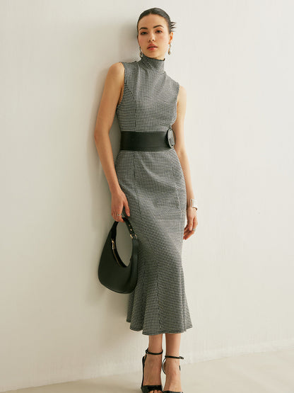 Ottilie Women's Plaid Dress - back view