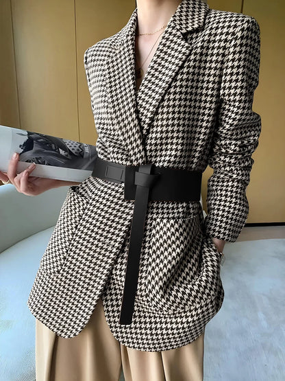 Giselle Women's Blazer - close-up detail