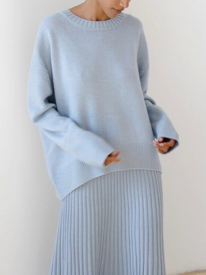 Maya Women's Oversized Sweater - fabric and finish detail