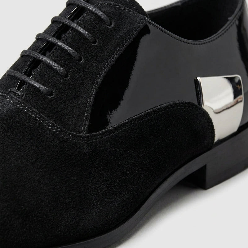 Isaac Men's Oxfords - fabric and finish detail