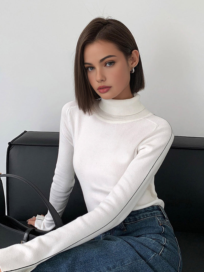 Yara Women's Sweater - fabric and finish detail