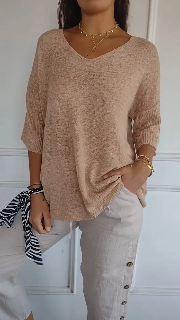 Kira Women's Oversized Sweater - fabric and finish detail