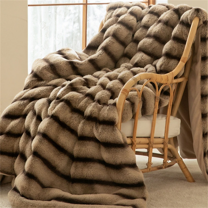 Kestrel Solar Throw Blanket | Faux Fur