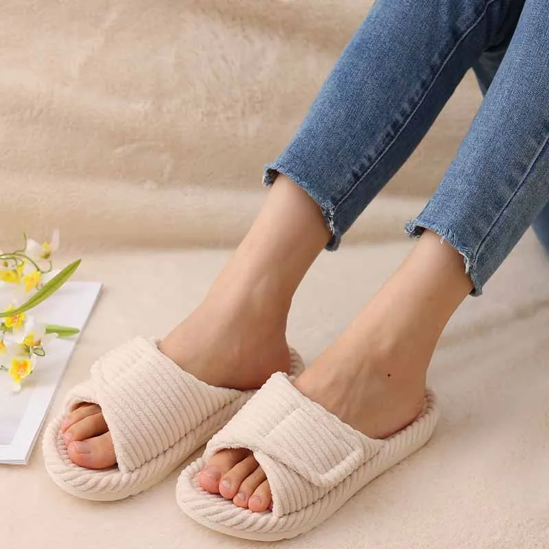 Lila Women's Corduroy Slides - close-up detail