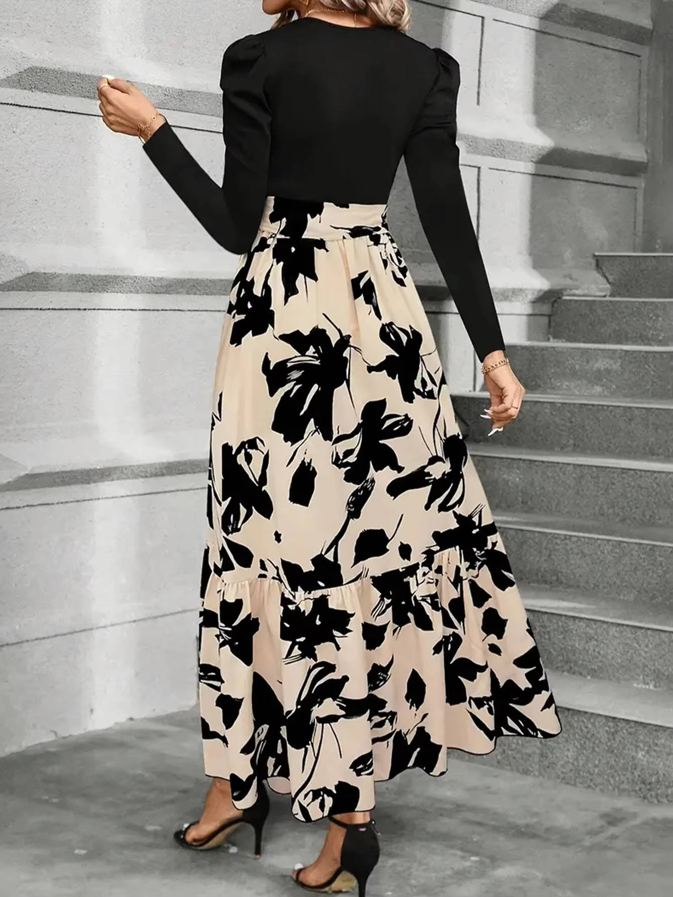 Ines Women's Floral Maxi Dress - close-up detail